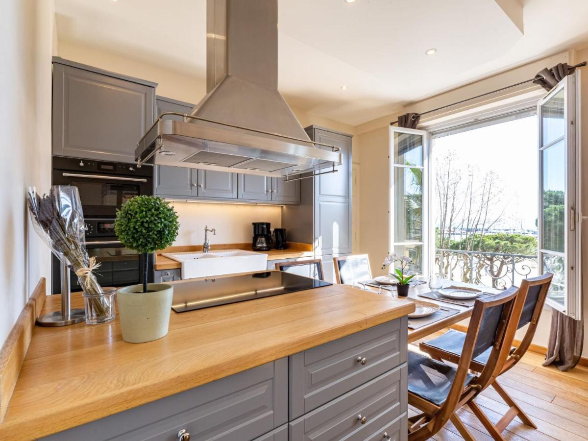 Apartment Les Sirenes By Interhome Sainte-Maxime Exterior foto
