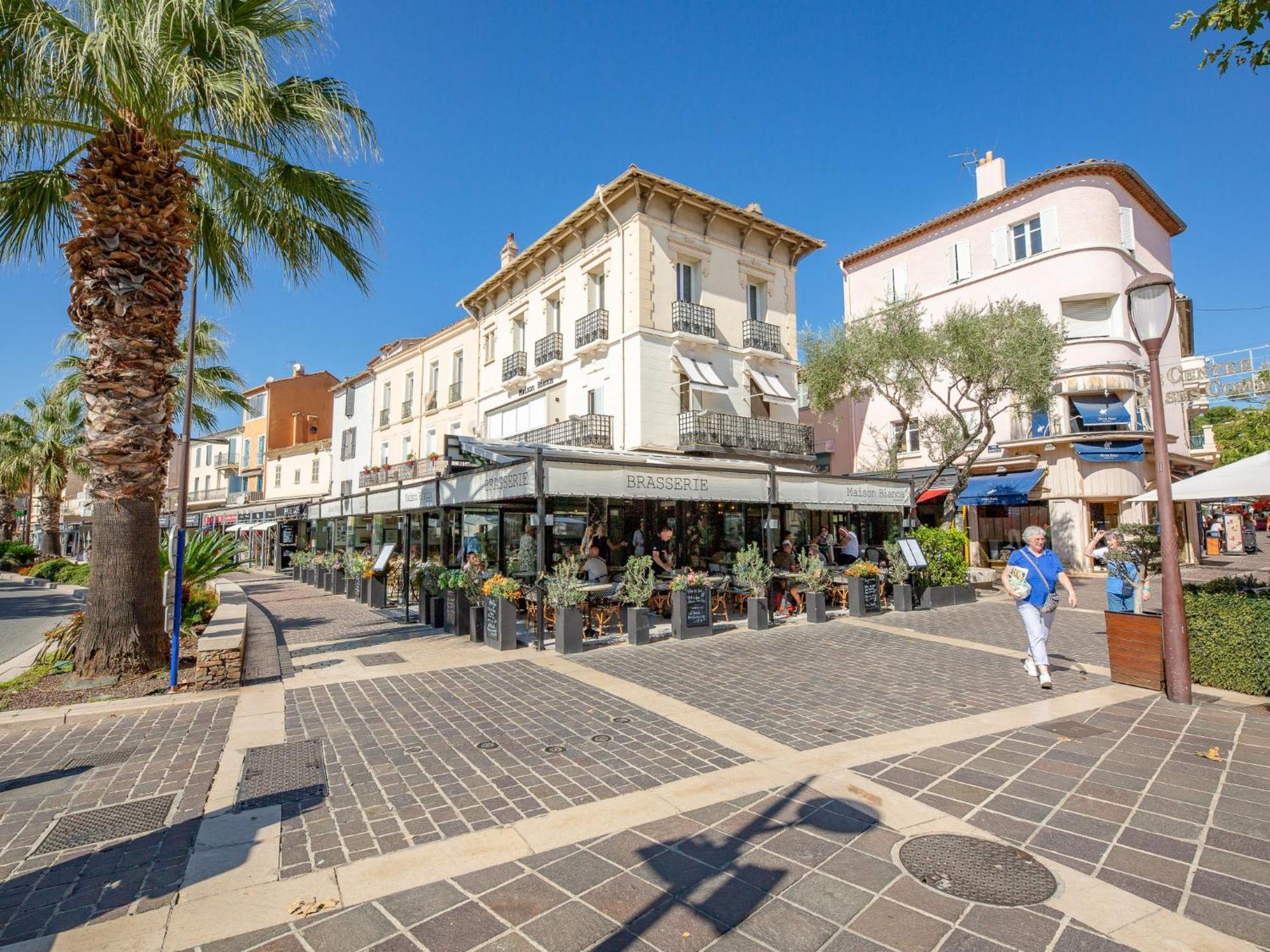 Apartment Les Sirenes By Interhome Sainte-Maxime Exterior foto